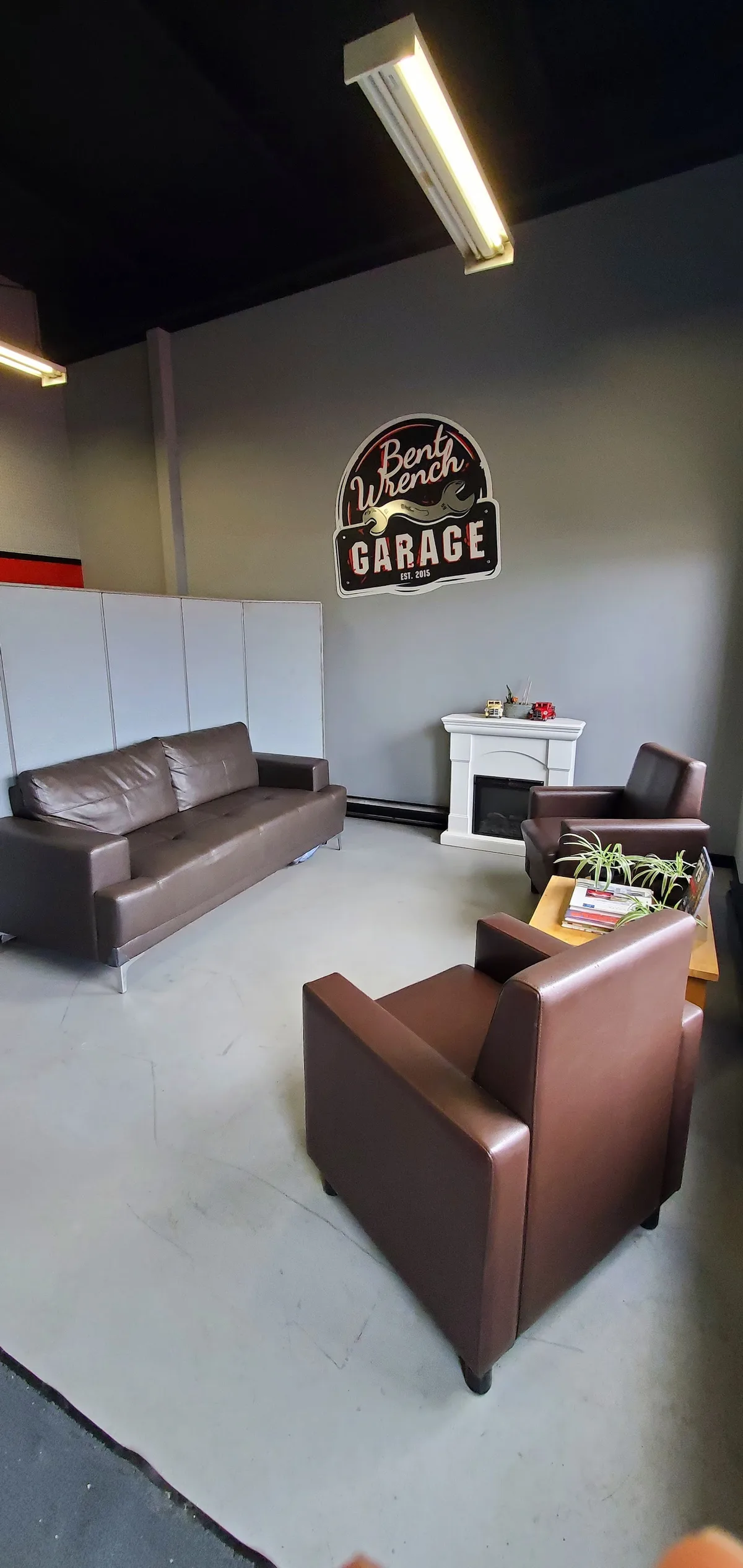 Bent Wrench Garage Auto repair shop — photo 1