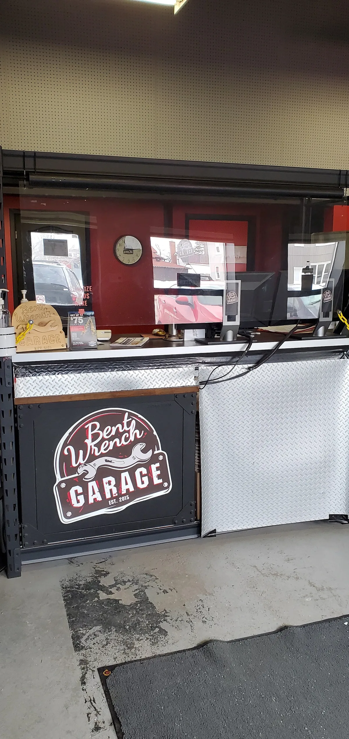 Bent Wrench Garage Auto repair shop — photo 4